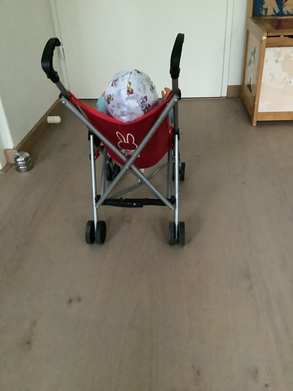 Inklapbare Nijntje buggy voor pop