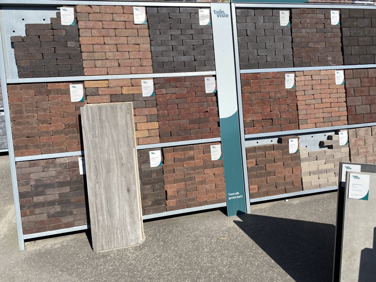 Nieuwe gebakken klinkers