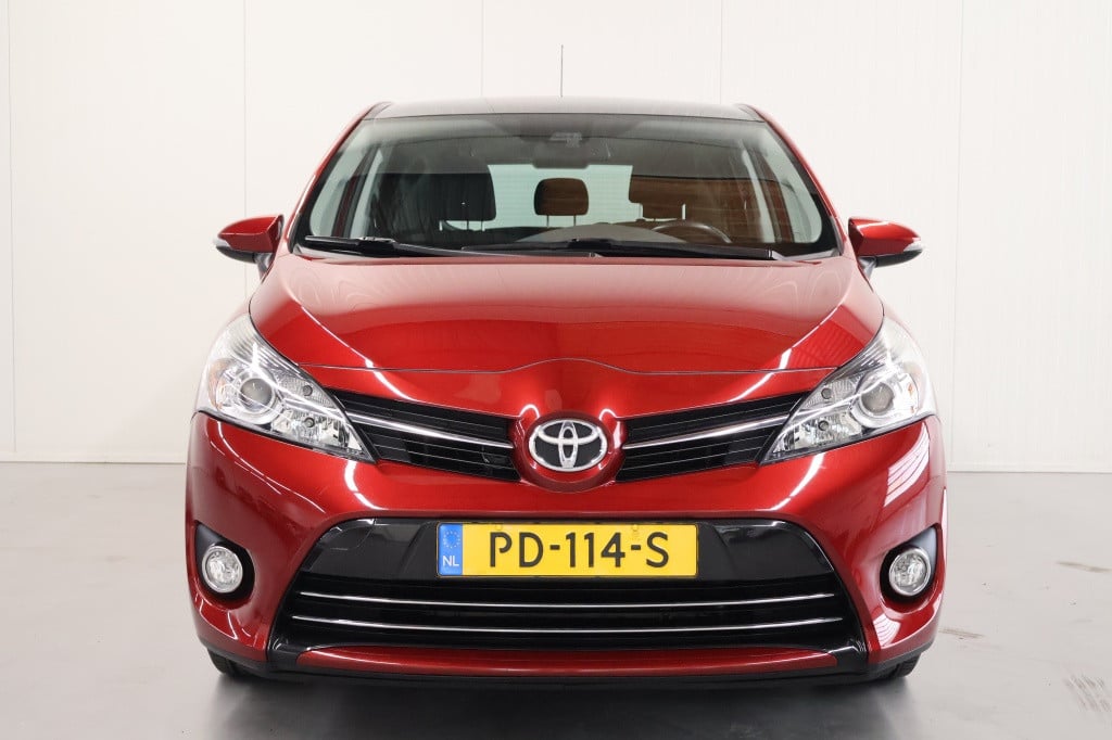 Toyota Corolla Verso 1.8 vvt-i volcano edition