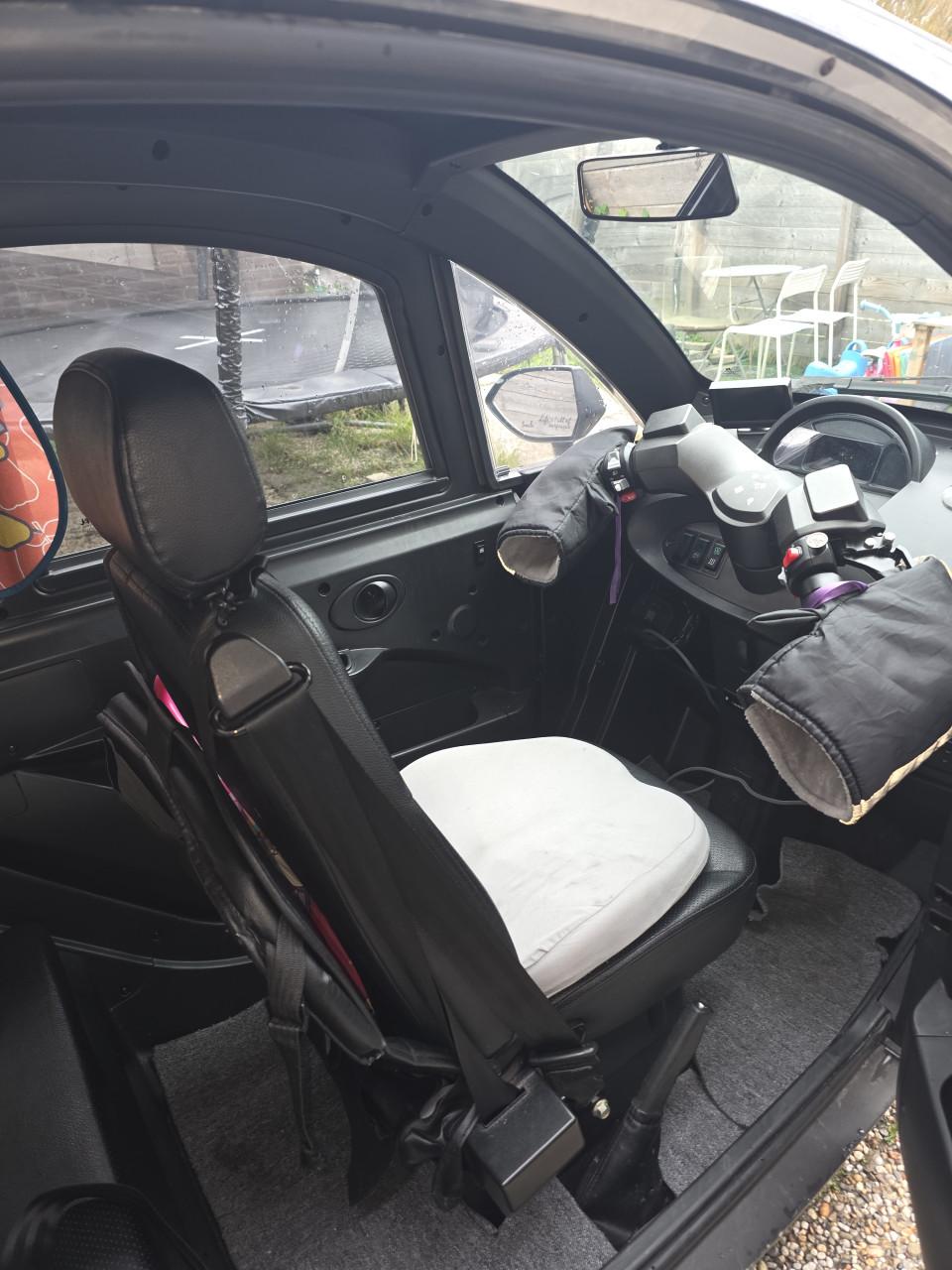 MOVE VIGOROUS - Rijbewijsvrij, Elektrische overdekte 3 wiel Scootmobiel