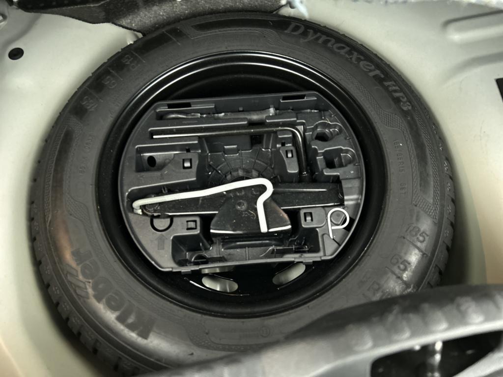 Citroen C3 82 pk shine | rijklaar | camera | navigatie | 17" lmv |