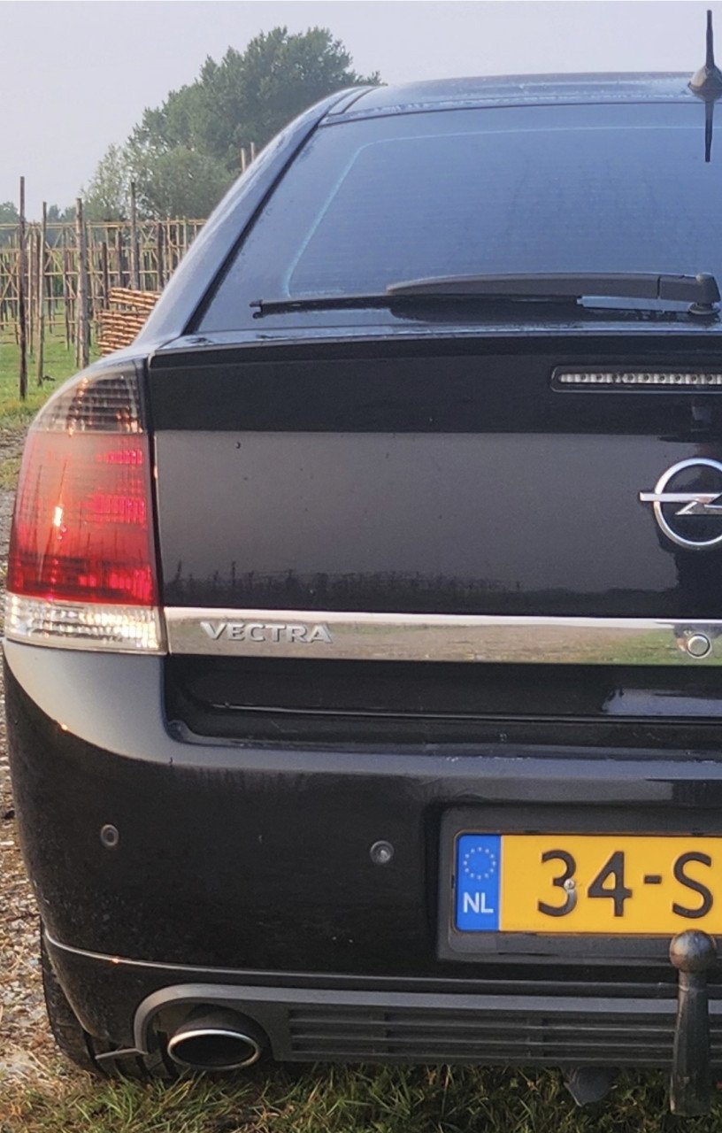 Opel vectra 1.8 2006 240416km veel extra's