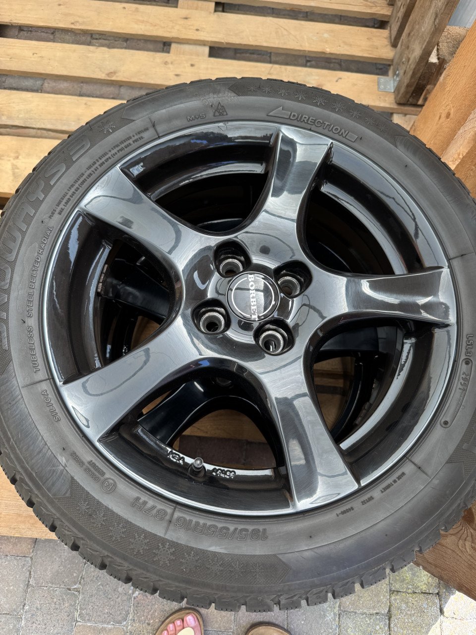 Borbet velgenset met winterbanden 195/55 R16