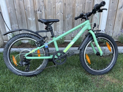 Cube Acid 200 V-brakes 20 inch mountainbike