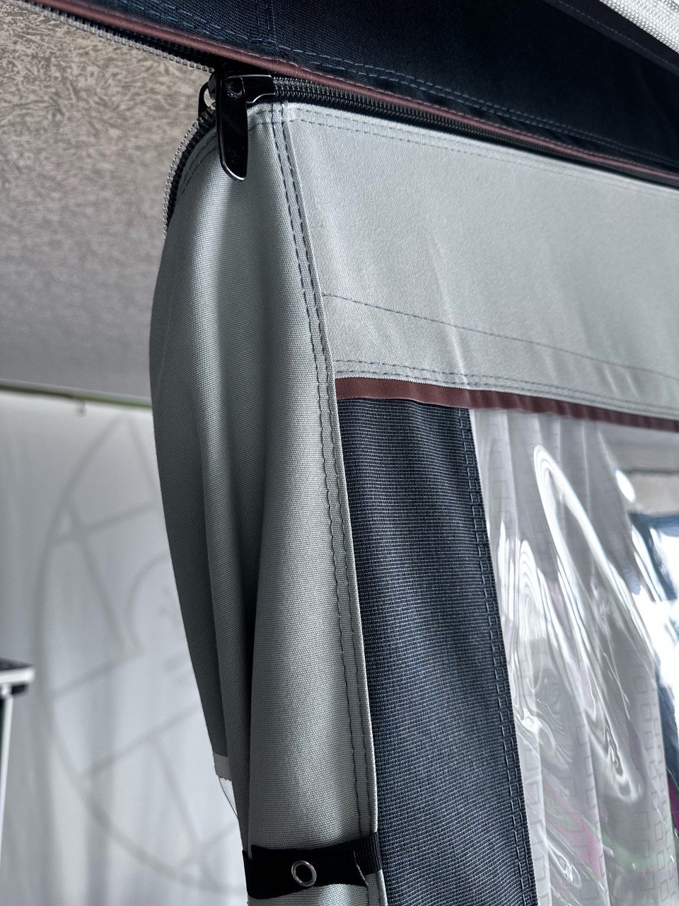 Isabella Capri North showmodel maat G16 omloop 925