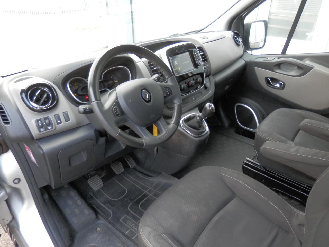 Auto Garant Biedt Aan: Renault Trafic Grand Passenger 1.6