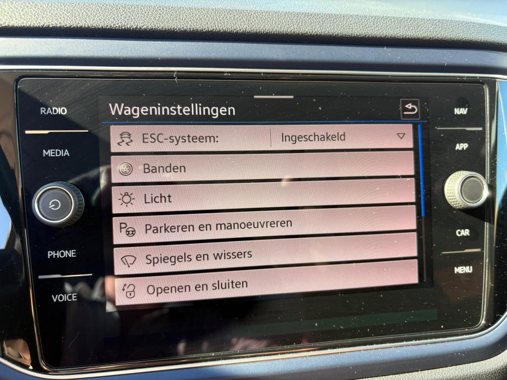 Volkswagen T-roc 1.5 tsi sport