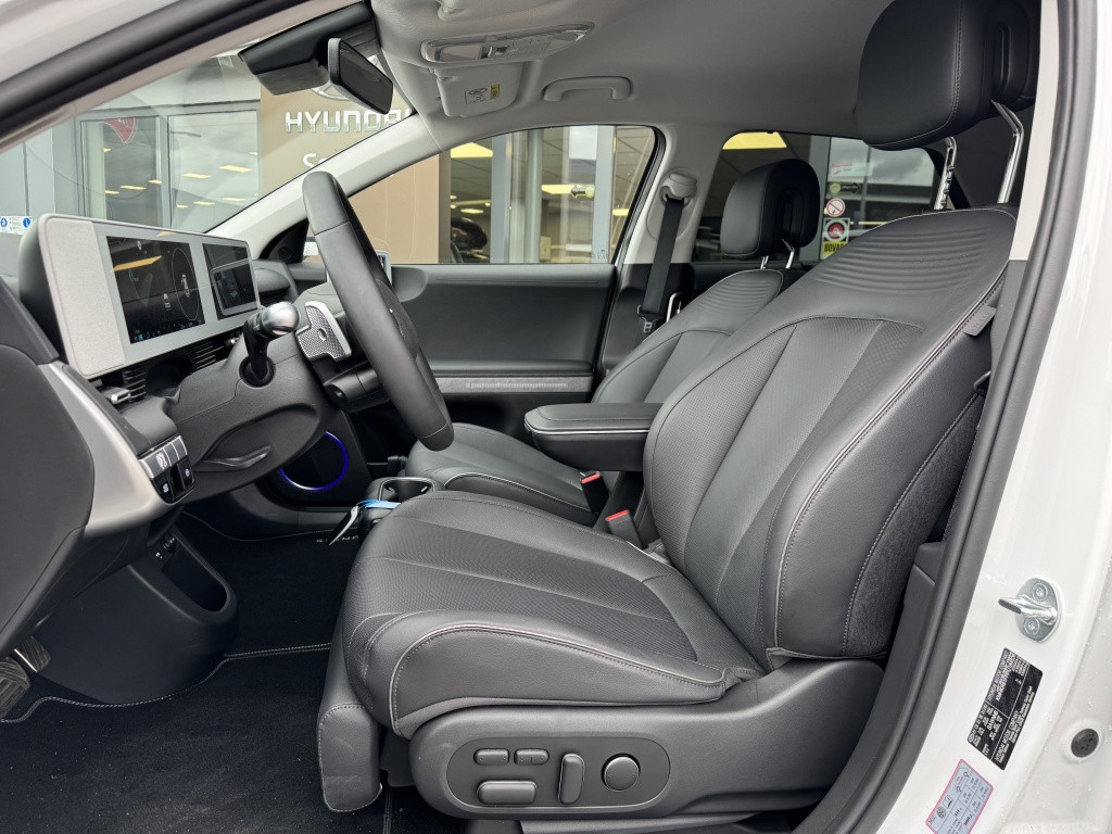 Hyundai Ioniq 5 lounge awd 77.4 kwh | digitale buiten spiegels | lage km-st