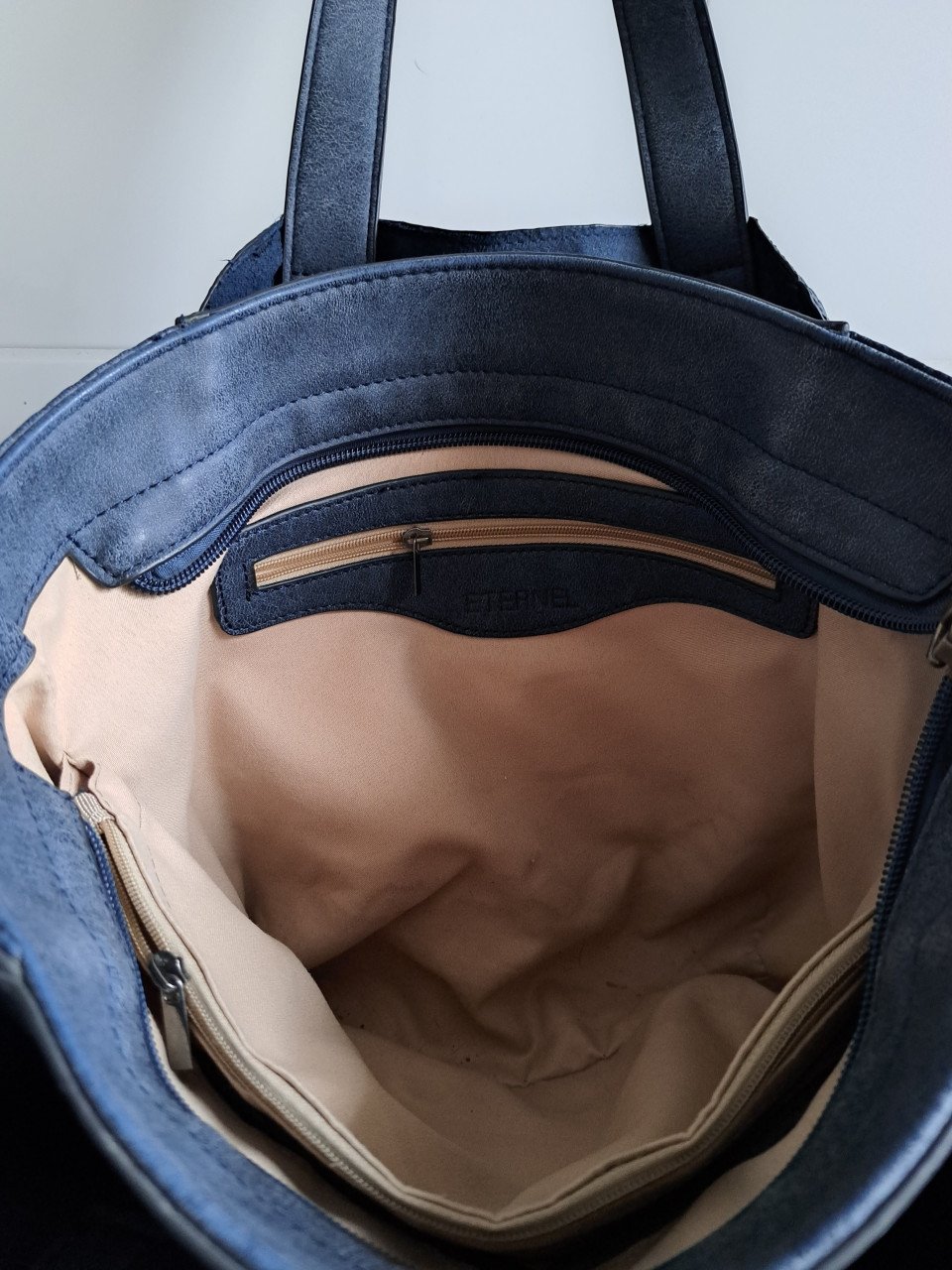 Stijlvolle donkerblauwe schoudertas met krokodillenlook
