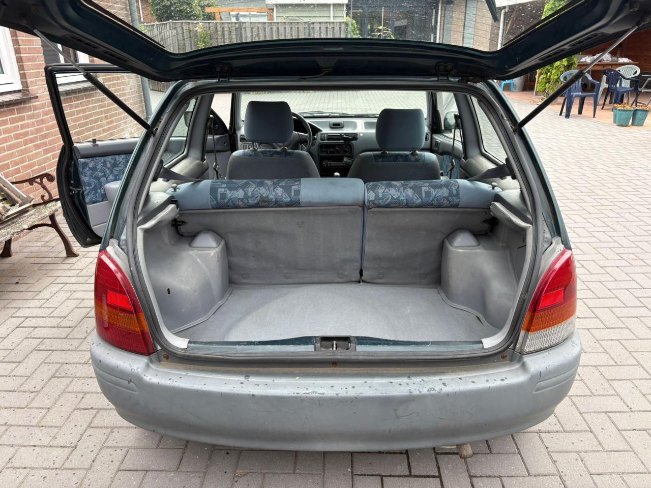 Toyota Starlet 1999