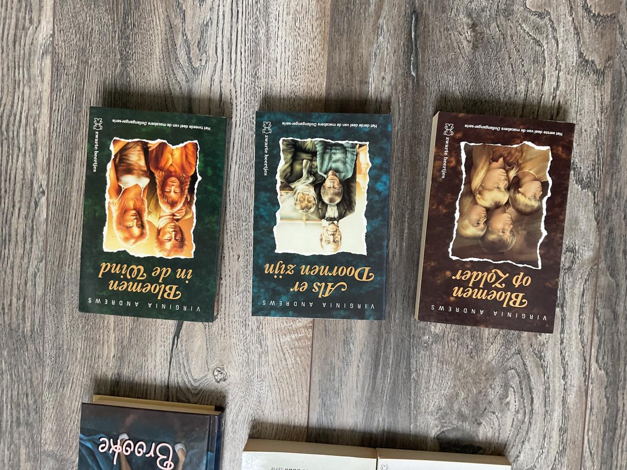 Boeken Virginia Andrews.  GERESERVEERD