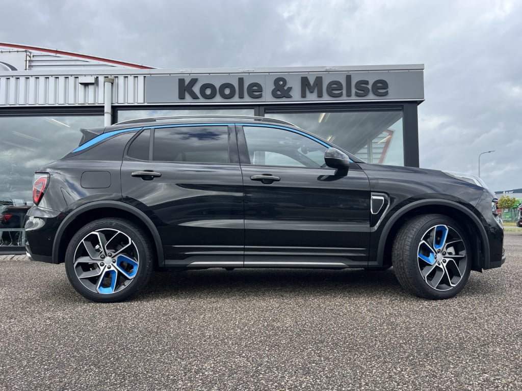 Lynk & Co 01 1.5 261pk plug in hybrid , ( komt 24 oktober binnen ) panodak 