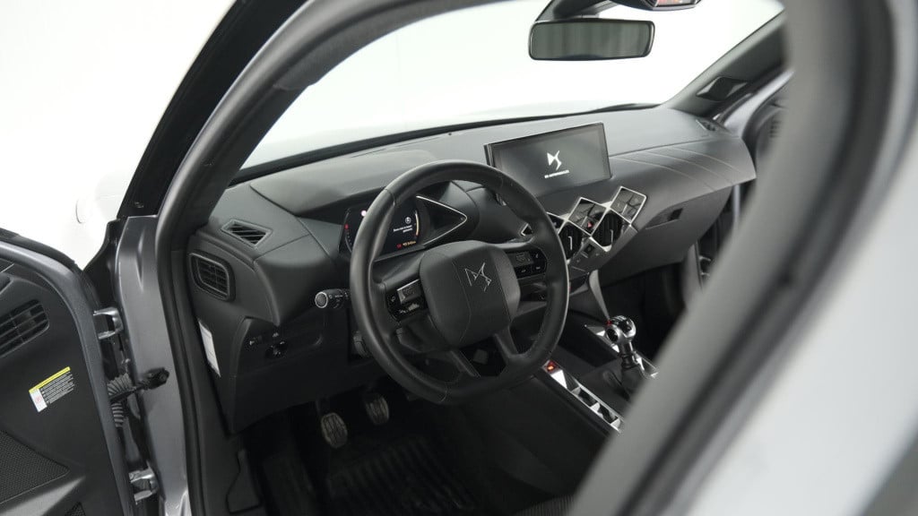 Ds Ds 3 crossback puretech 100 montmartre | parkeersensoren | apple carplay