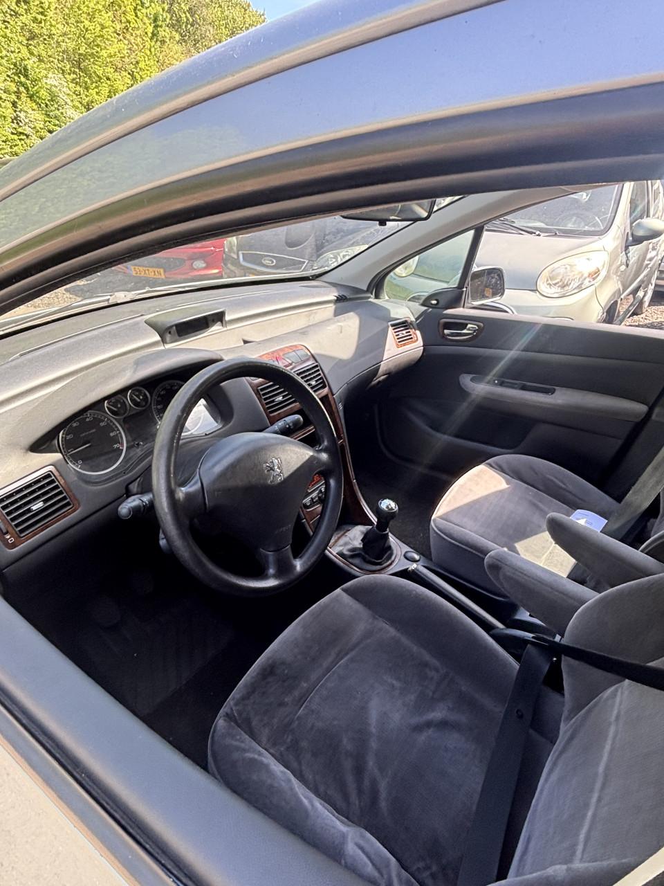 Peugeot 307 jaar apk!