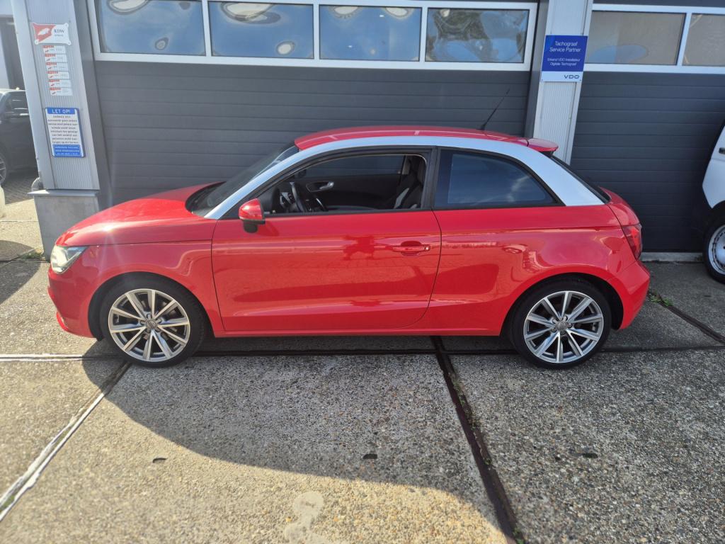 Audi A1 1.4 tfsi 119g. ambition pro line business