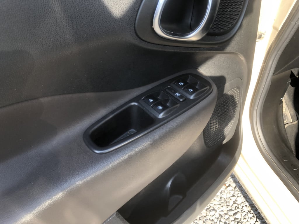 Fiat 500 L living 1.4 t-jet 120pk lounge panoramadak 5-drs