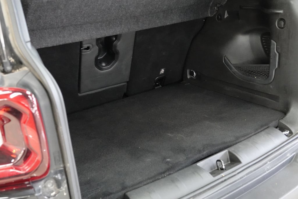 Jeep Renegade 1.3t | led | camera | cruise | pdc |