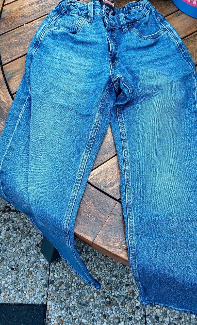 Kinderkleding spijkerbroek maat 146 en 152