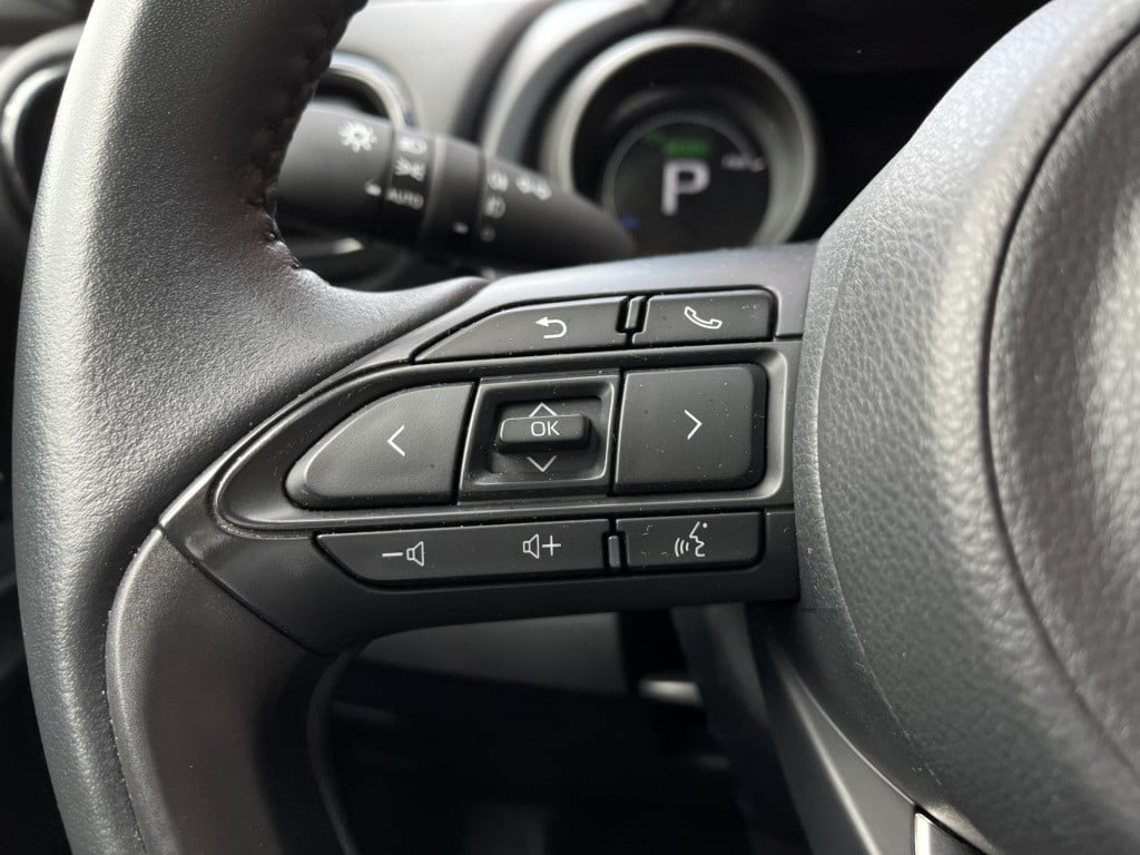 Toyota Yaris Cross 1.5 hybrid active aut | climate | cruise | camera | appl