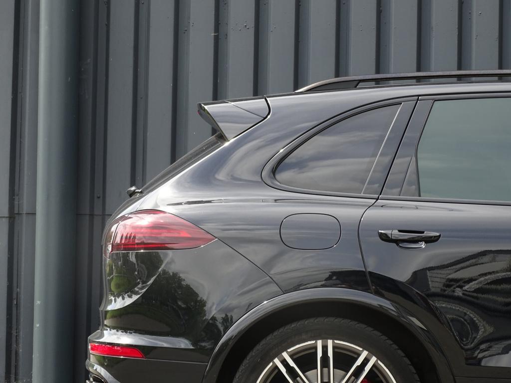 Porsche Cayenne 3.6 gts | led | pasm | sport design
