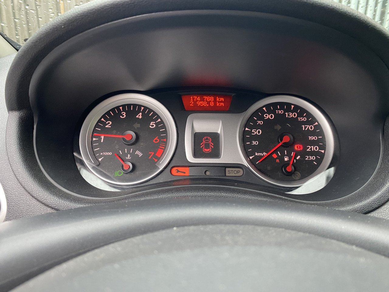 Leuke Renault Clio (2011-175000km) voor leuk prijsje!