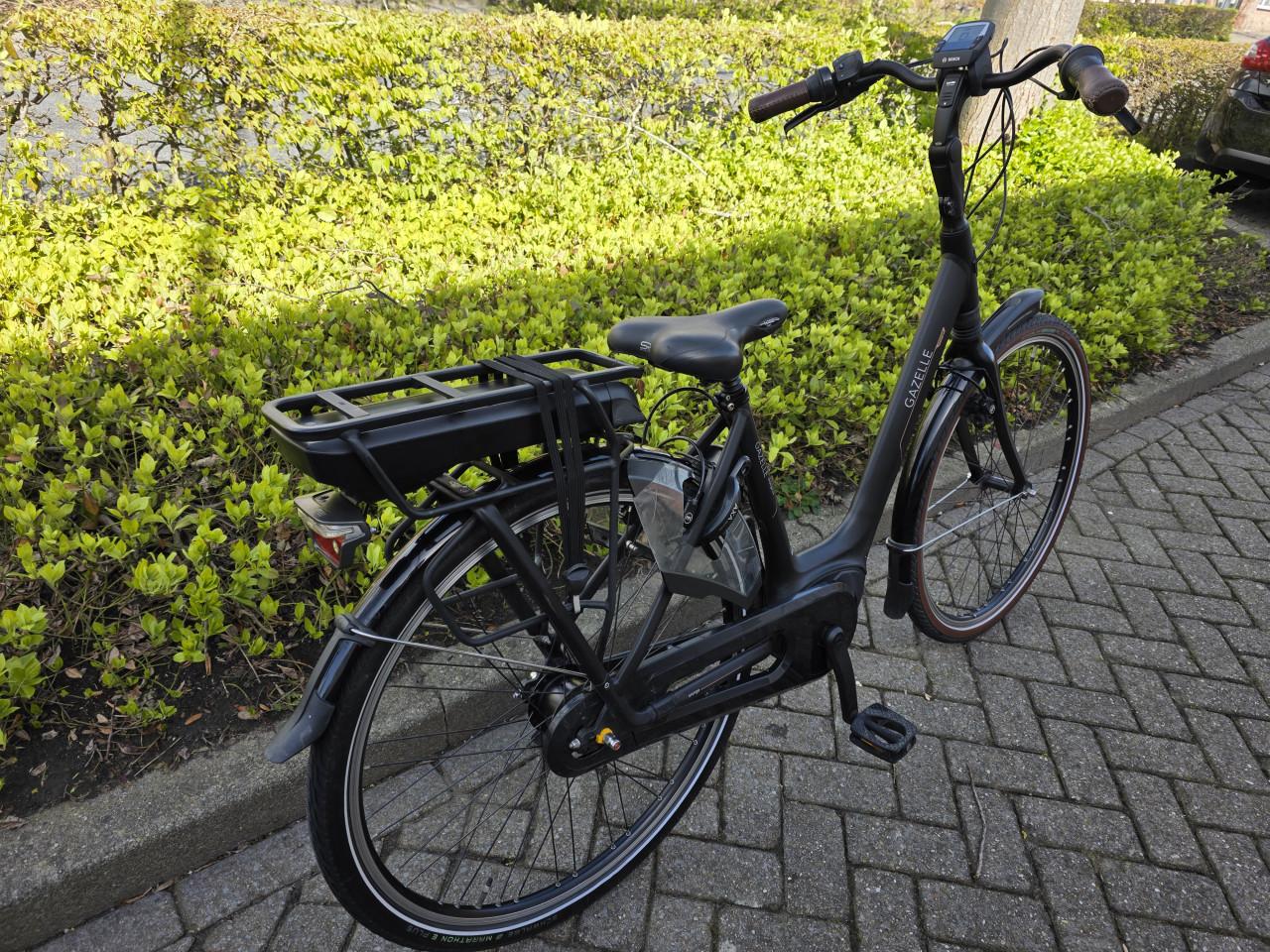 Schitterende Gazelle Orange C8 met Bosch middenmotor