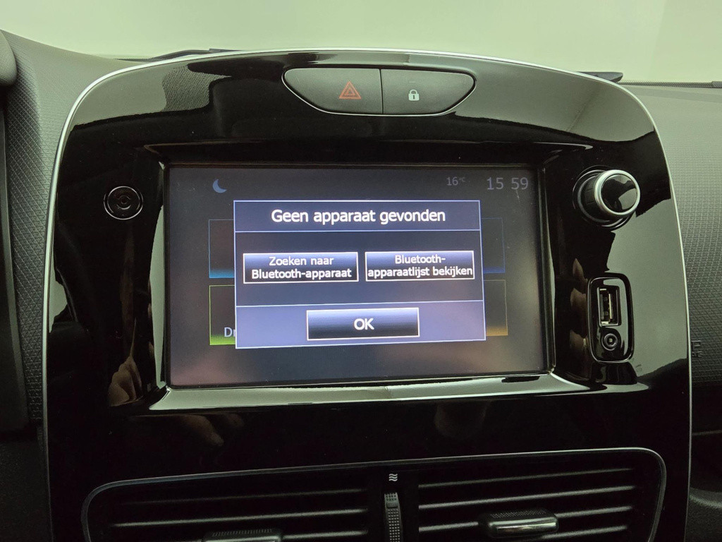 Renault Clio estate occasion 0.9 tce limited met trekhaak | zuinig! | tweed