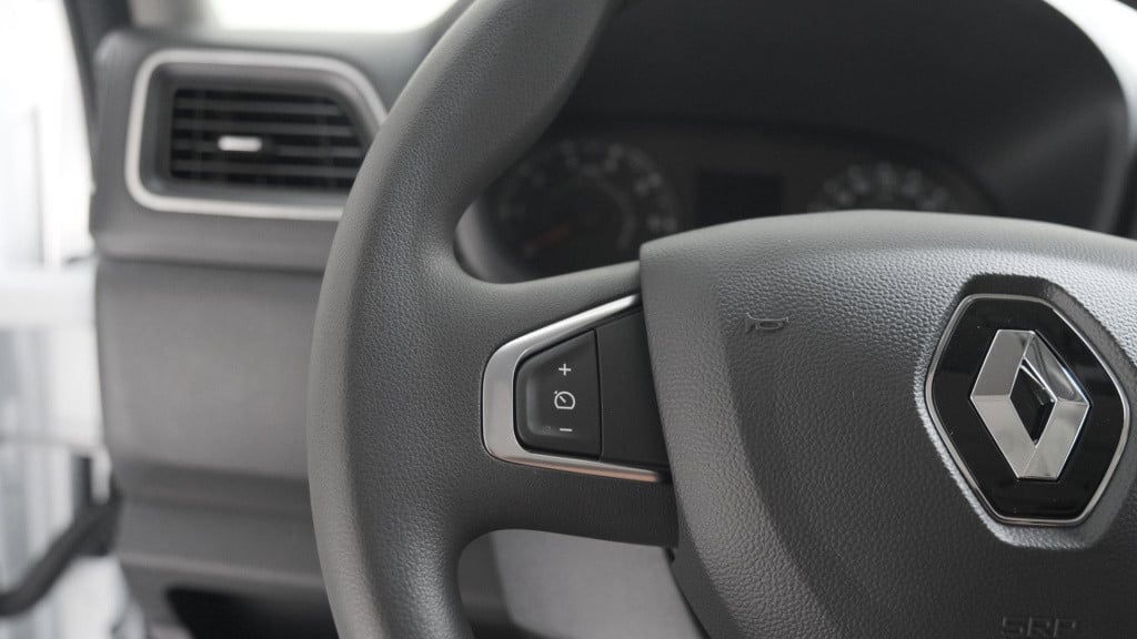 Renault Master t33 2.3 dci 135 l2h2 comfort | direct leverbaar | navigatie 