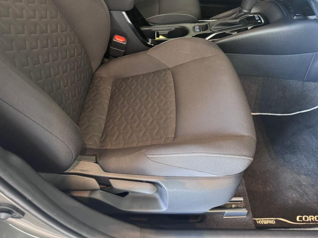 Toyota Corolla Touring Sports 1.8 hybrid business