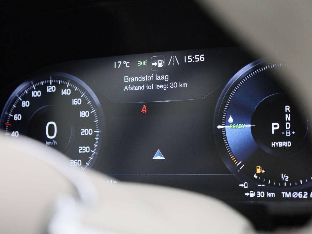 Volvo V90 2.0 t6 awd inscription | navigatie | apple carplay / android auto