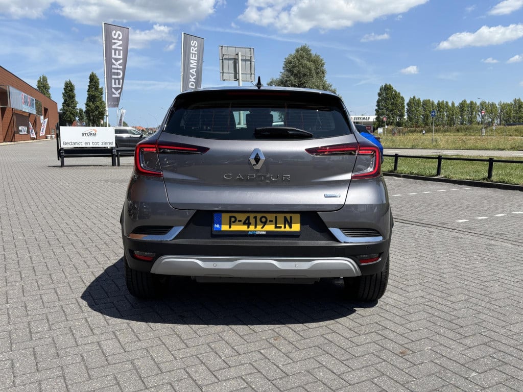 Renault Captur 1.6 e-tech plug-in hybrid 160 intens