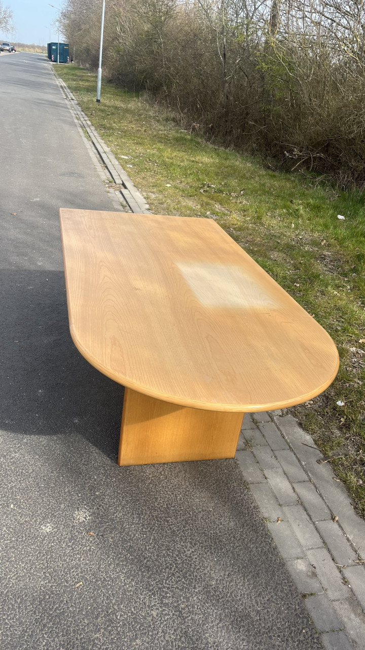 Grenen tafel