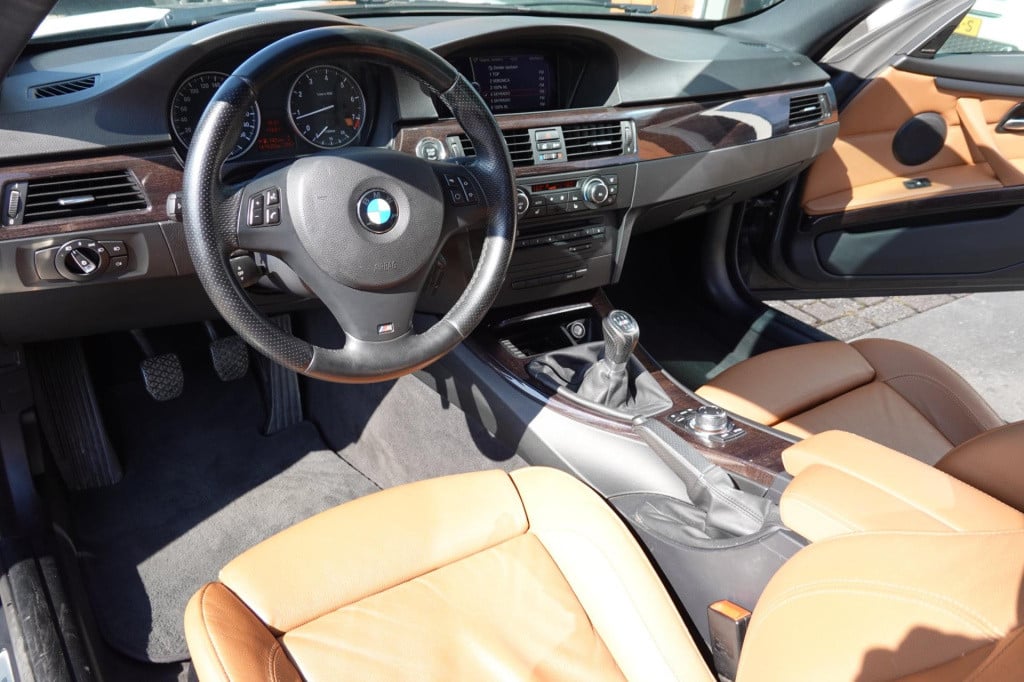 BMW 3-serie coupé 320i corporate lease business line sport