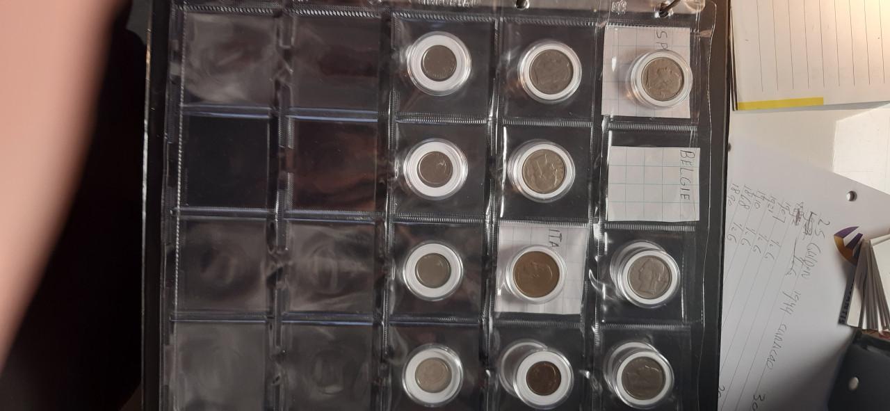 Map met oude munten buitenland