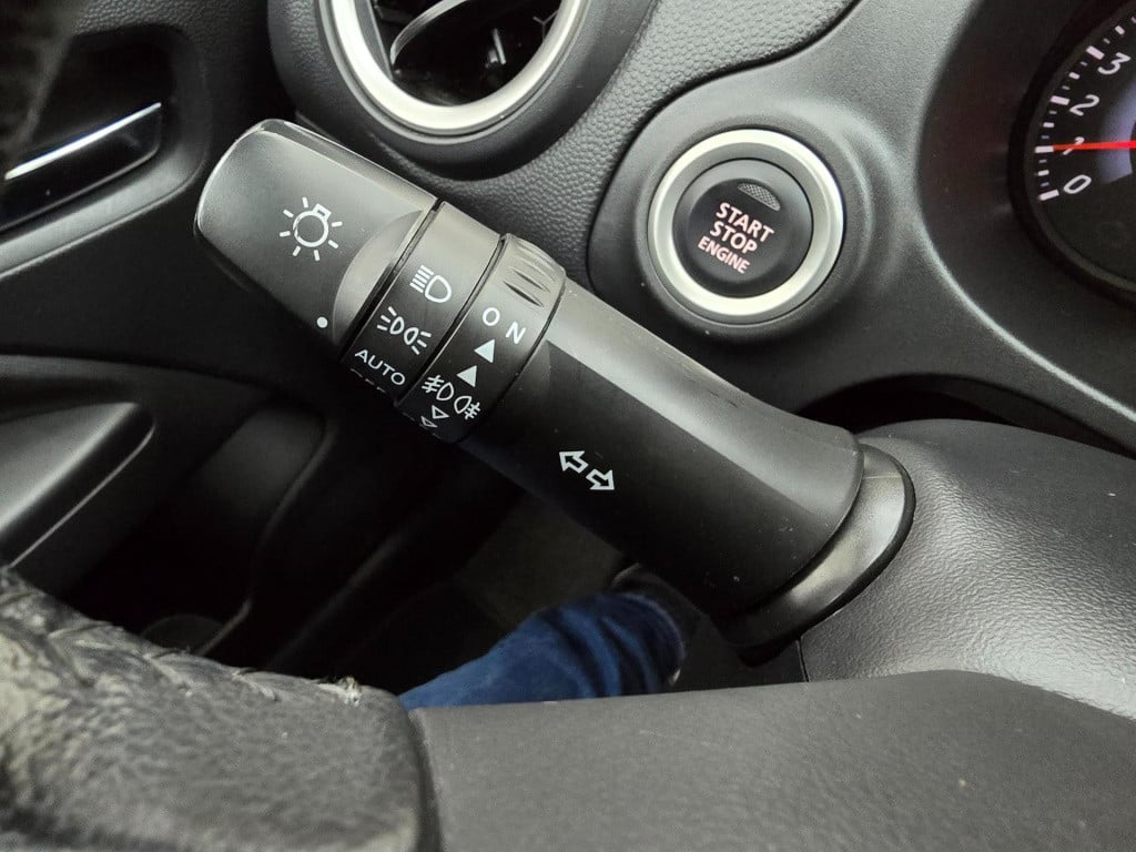 Mitsubishi Space Star occasion 1.2 intense+ met sportvelgen en clima airco 