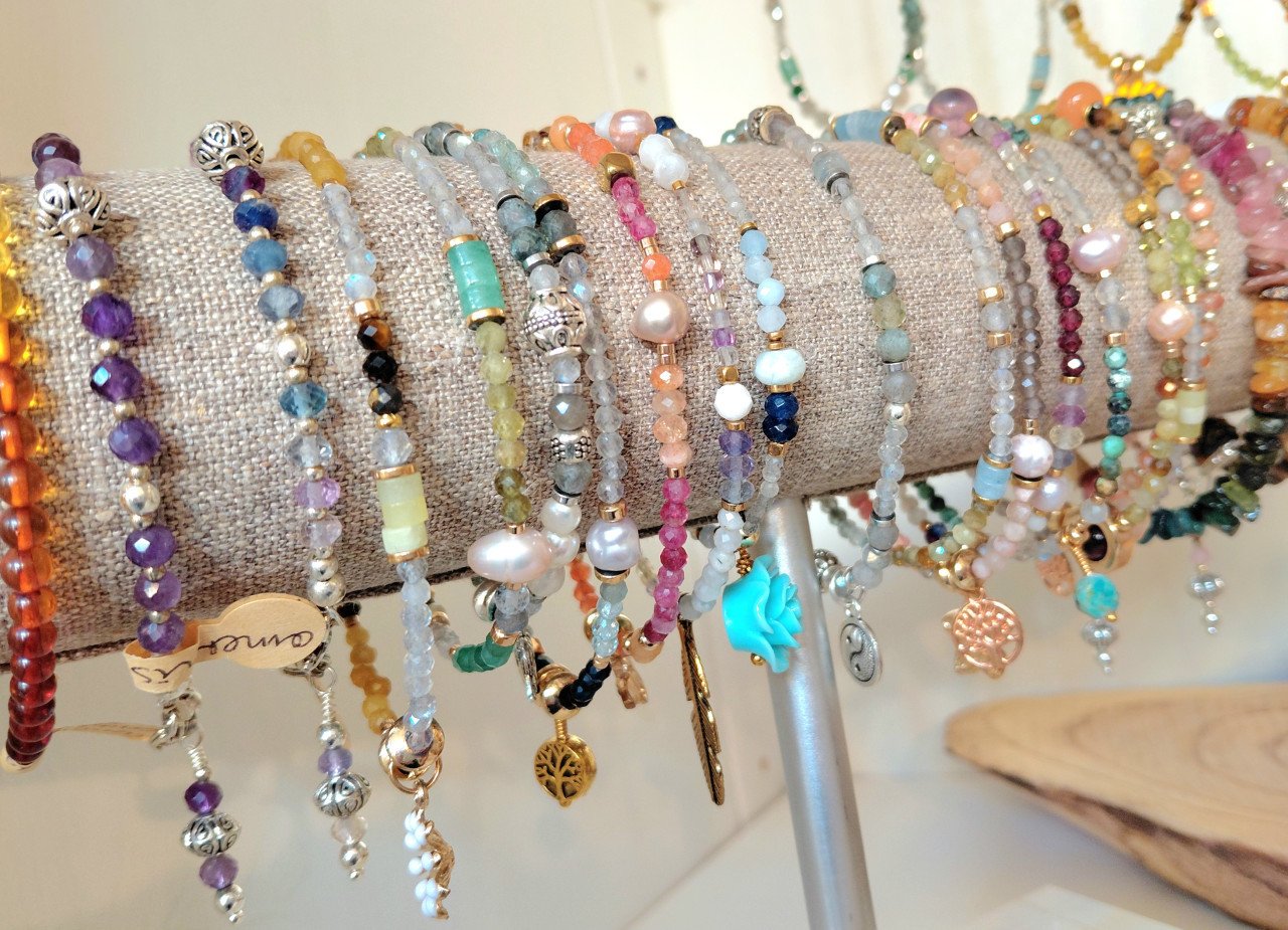 Handgemaakte edelsteen sieraden