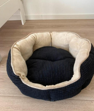 Mooie mand voor kat of kleine hond