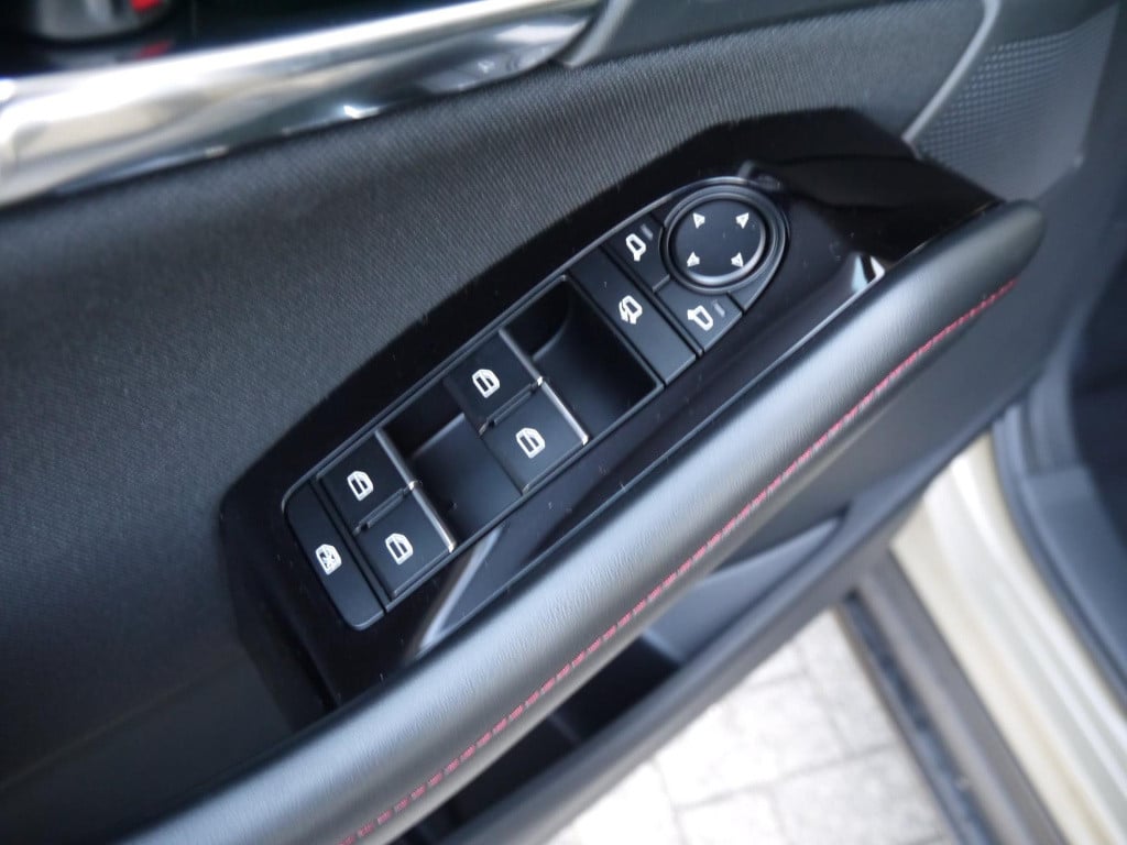 Mazda Cx-30 2.0 e-skyactiv-x m hybrid homura