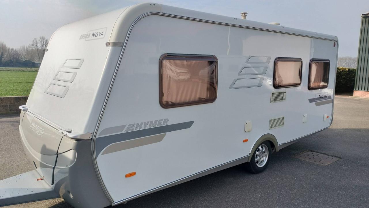 Eriba Hymer + voortent op maat + mover