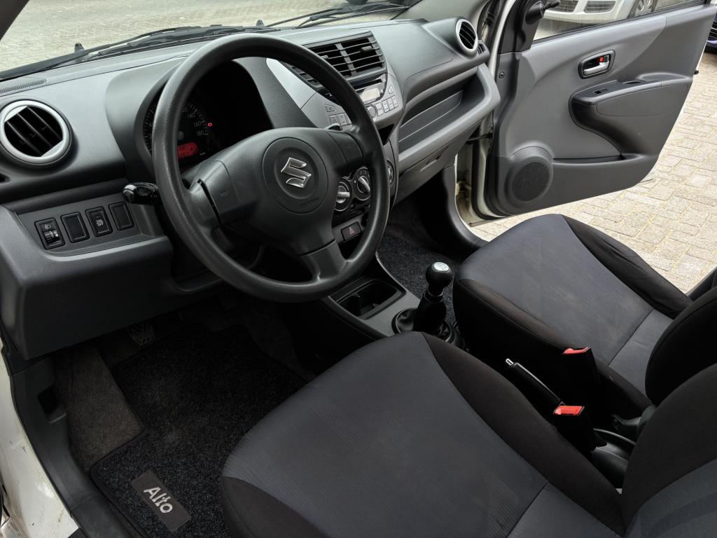 Suzuki Alto 1.0 celebration easss