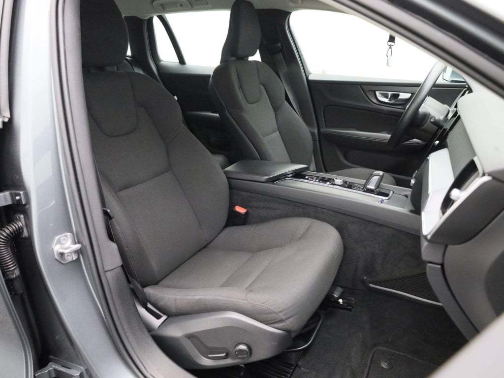 Volvo V60 2.0 b3 business pro | automaat | navigatie | apple carplay / andr