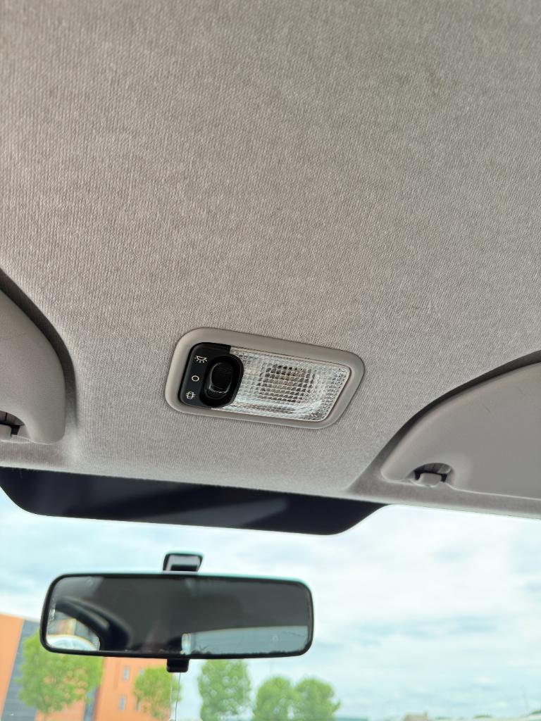 Peugeot 107 1.0-12v xs - 5drs - airco
