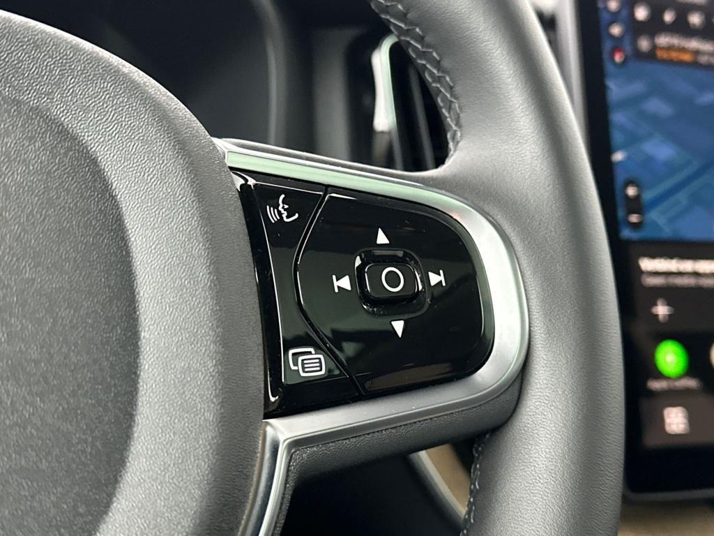 Volvo XC60 t6 398pk recharge ultra dark| adap.cruise| 360camera| pano