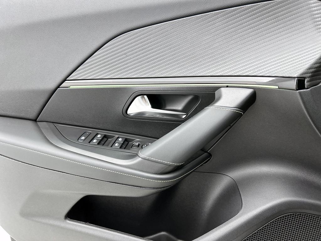 Peugeot 2008 130 pk automaat gt | rijklaar | panoramadak | achteruitrijcame