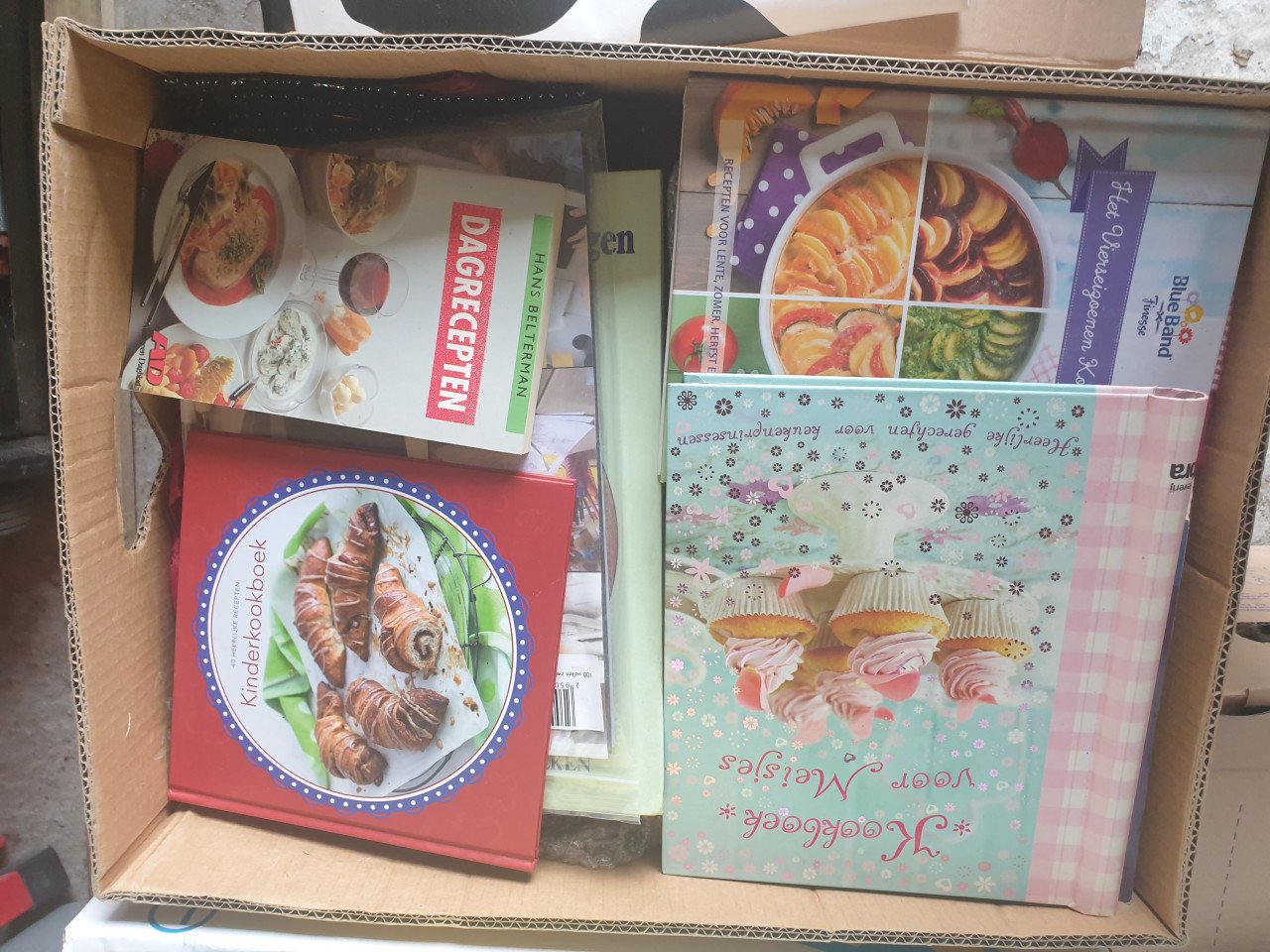 Te koop rommelmarkt spullen
