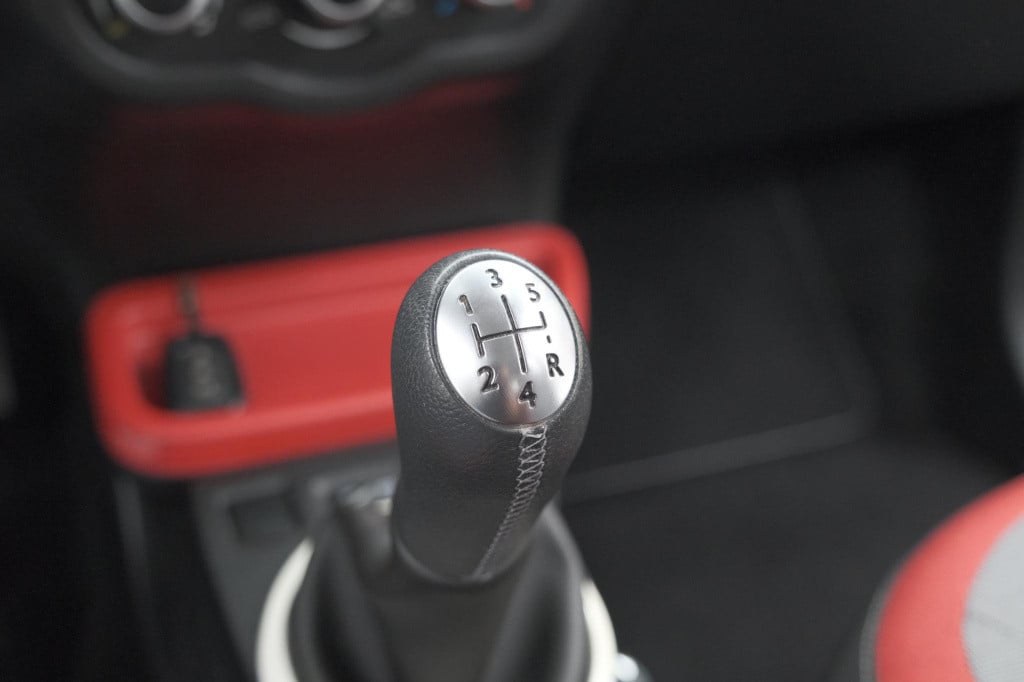 Renault Twingo 1.0 sce collection | parkeersensoren | airco | bluetooth rad