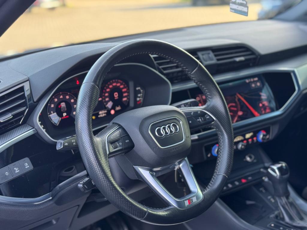 Audi Q3 sportback 35 tfsi s-line 3x * matrix led * black pack * stoelverwar