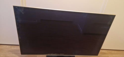 GERESERVEERD // TV panasonic plasma 50"