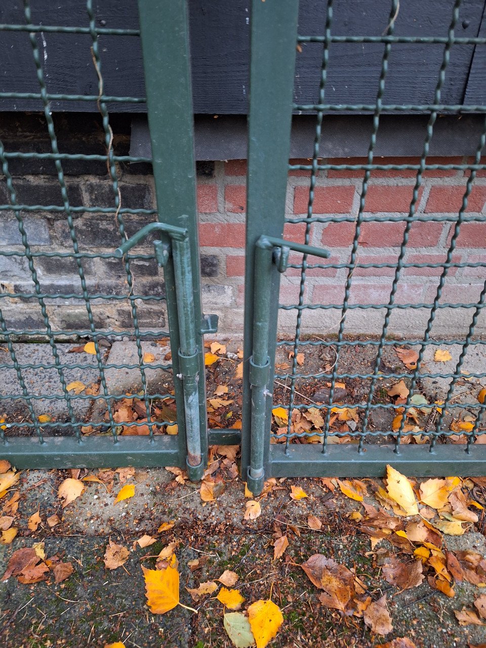 Poort, looppoort, hek, hekwerk, draaipoort