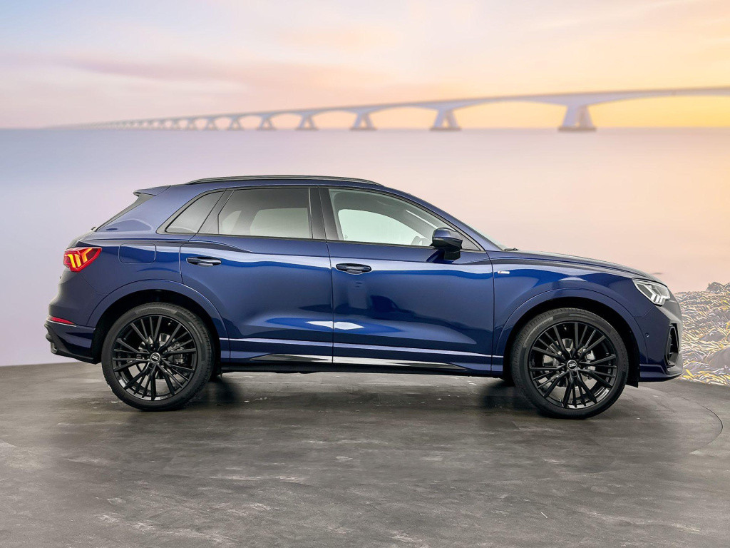 Audi Q3 s edition competition 35 tfsi 110 kw / 150 pk hatc